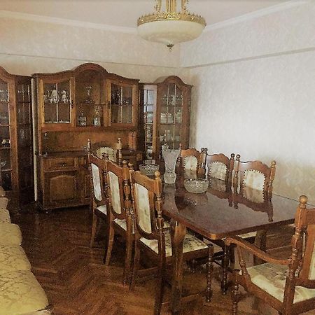 Spacious Apartment In Central Touristic Location Tashkent Exterior photo